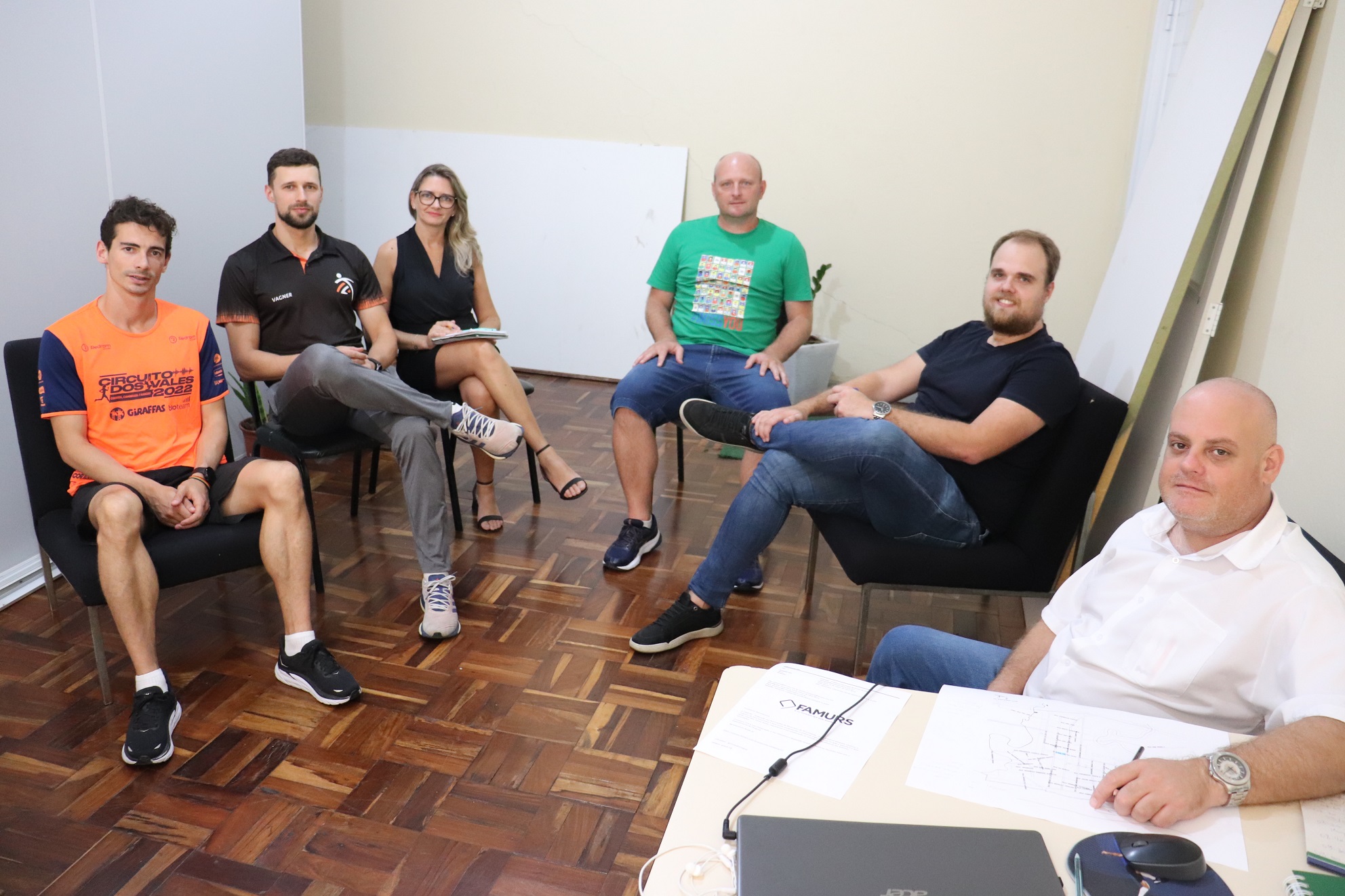 Começa hoje a sexta etapa do Circuito dos Vales de Tênis