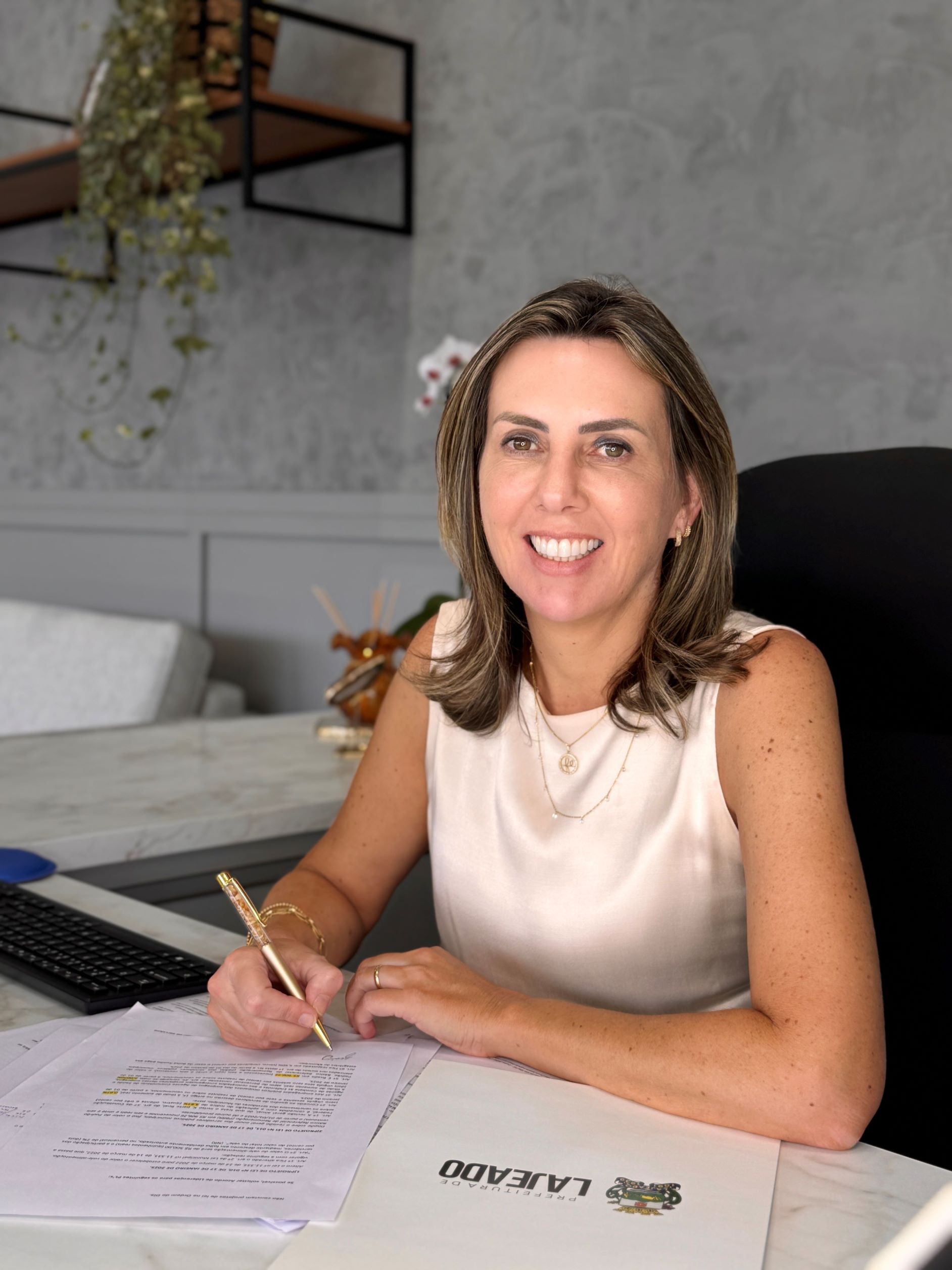 Para a prefeita Gláucia, o conjunto de medidas representa um avanço importante na modernização administrativa e no fortalecimento dos mecanismos de controle do município. 