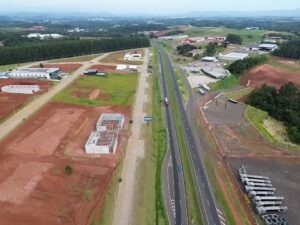 Foto: Jonata Kich/Município de Estrela legenda: Logística: BR-386 e demais rodovias favorecem o desenvolvimento