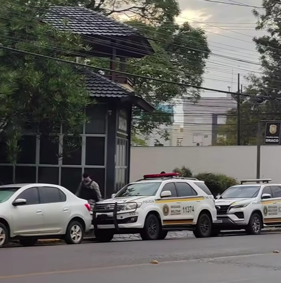 Operação prende dois suspeitos e mira grupo investigado por crimes violentos em Santa Clara do Sul