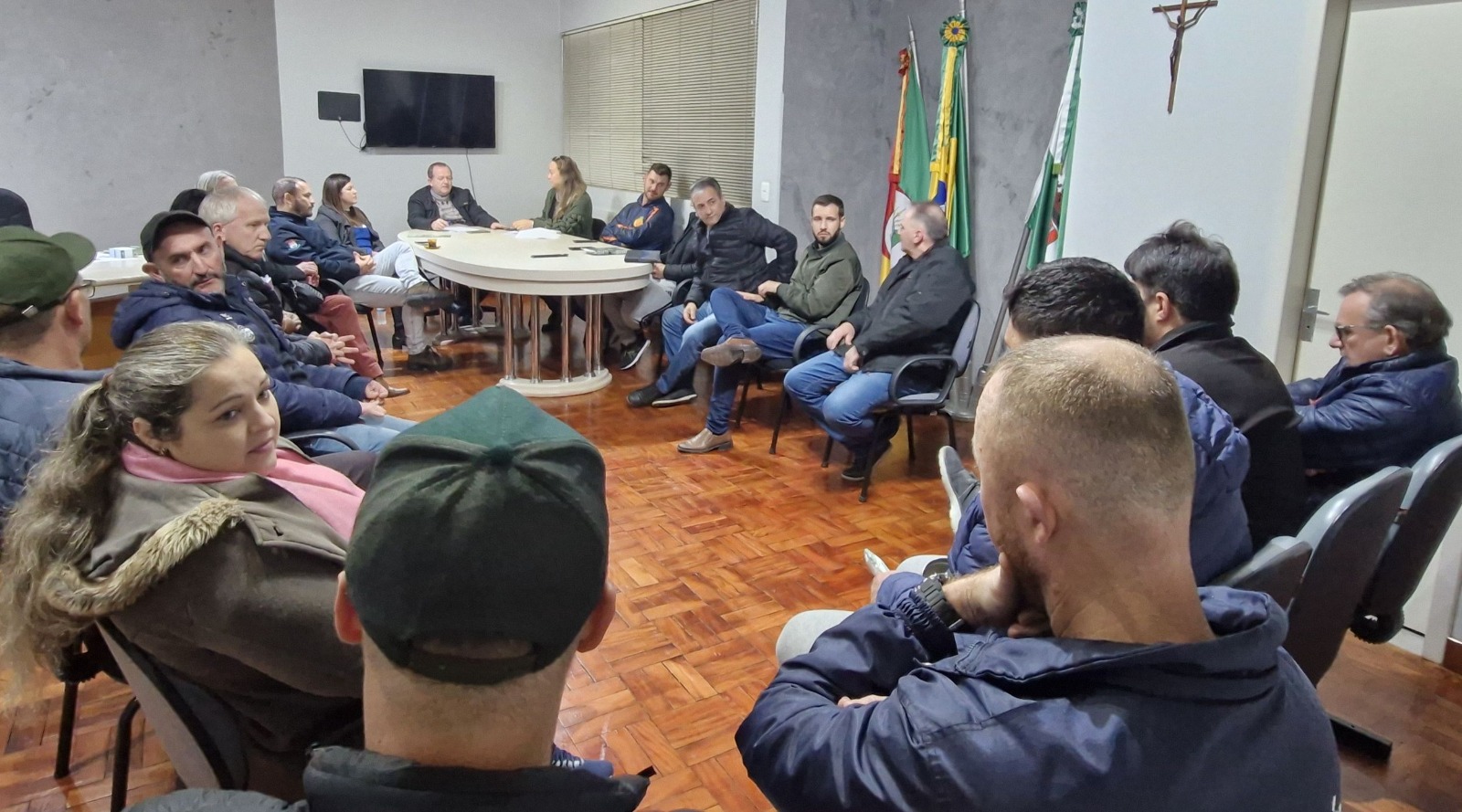 Arroio do Meio – Em reunião de trabalho, Executivo e Legislativo alinham pautas de interesse do município