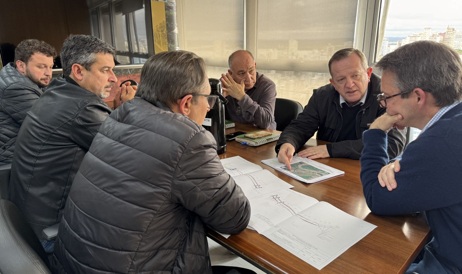 Articulação com o Estado busca avanços em moradias e infraestrutura viária em Arroio do Meio